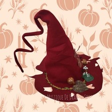 Roter Hexenhut Halloween