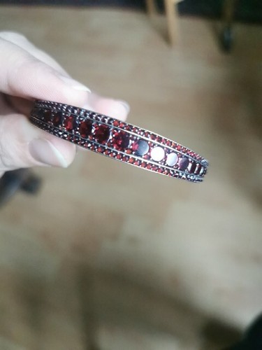 Antiker armreif mit granat - ,