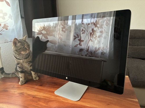 Apple led cinema display - led,