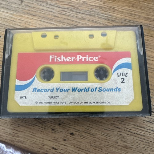 Fisher price record your world - price,