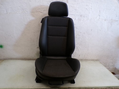 Sitze vorne rechts - , opel