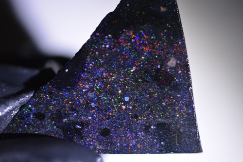37ct 40x25x9 black basalt - 37ct,