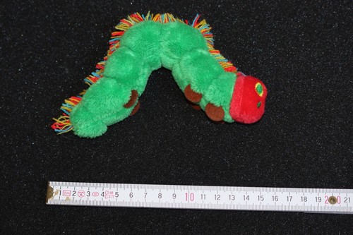 Stofftier kleine raupe - kleine,