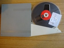 BASF Tonbandspule 18 cm mit Band und BASF Archivbox  5