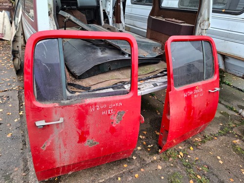 Dodge doka w200 türen - dodge,