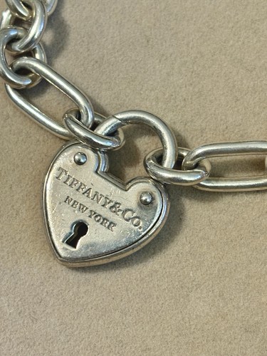 Tiffany arc heart - &,