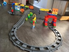 Lego Duplo Eisenbahn Super Set 10508 Güterzug Bahnhof Kran Lok Batterie Sound