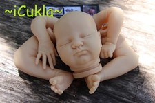 18"Quinlyn Reborn Baby Kit by