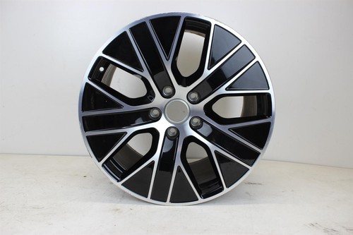 Original porsche taycan - porsche,