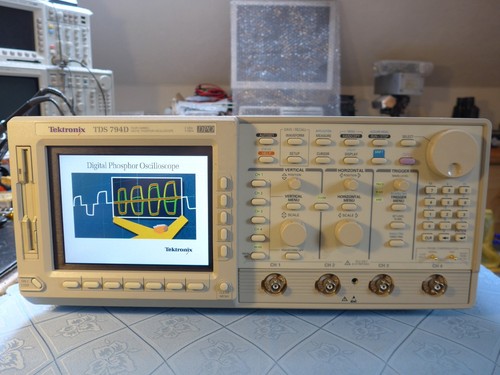 Tektronix tds 794d - tds,