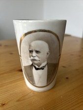 Porzellanbecher Becher