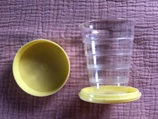 Älterer Klapp Becher Klipp