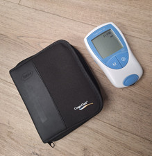 CoaguChek XS INR Blutgerinnungs Messgerät . Gebraucht Guter Zustand.