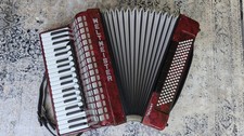 Weltmeister Achat Akkordeon / 120 Bass / Rubinrot