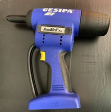 GESIPA AccuBird Pro Akku Blindnietsetzgerät  SOLO Nietgerät  Werkzeug Dachdecker