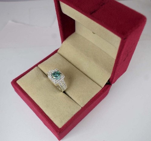 Diamant solitaire karat - 3.73,