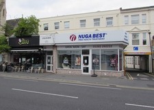 Foto 6x4 Olive und NUGA BEST, Bournemouth Olive Bistro &amp; Cafe und NU c2016