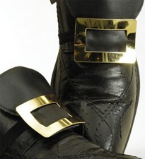 goldene Schuhschnallen Paar