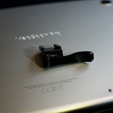 Sony TGA-1 Thumb Grip für