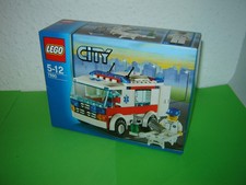 LEGO City 7890   Krankenwagen