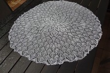 Deckchen Tischdecke gestrickt d=93 cm weiß rund Handarbeit Kunststricken