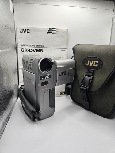 Jvc camcorder dvm5 - camcorder,
