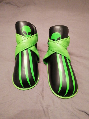 Fußschutz alien top ten - alien,