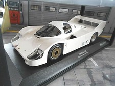 PORSCHE 956 K 956K Gr.C 1982 Test Testcar Le Mans weiss white Minichamps 1:18