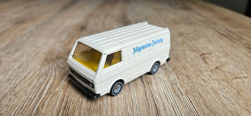 Siku 1334 bus - vw, 28