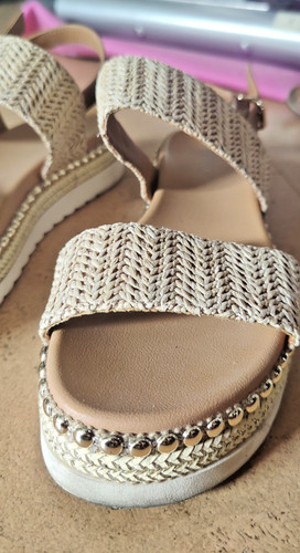 Beige riemchen plateau - beige,