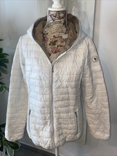 Mega schöne federleichte