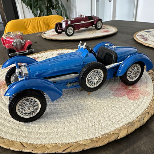 Bburago bugatti rennwagen - bburago,
