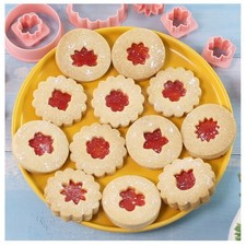 Zuhause Backen Blumenschneider