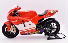 New-Ray Ducati Desmosedici GP