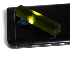 Laborgefertigte grüne