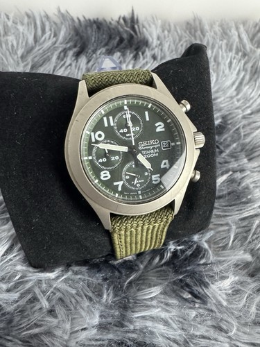 Seiko titanium chronograph - titanium,