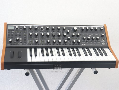 Moog subsequent analog - moog,