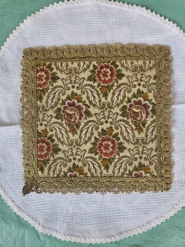 Antikes brokatdeckchen - brokatdeckchen, –