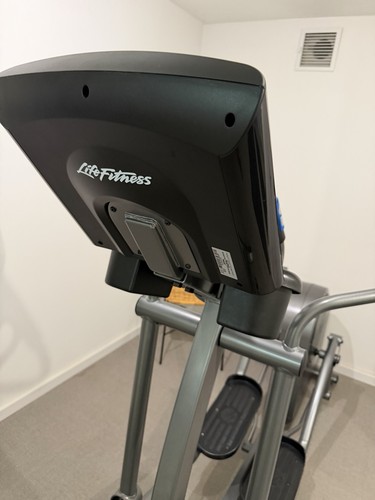 Life fitness crosstrainer - life,