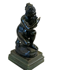 Vintage Statue hockende Venus