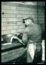 Schlachter macht Würste - DDR