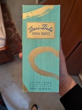 Rarität: Nina Ricci, Deci