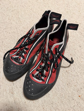 Kletterschuh - Red Chili