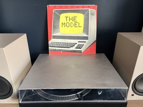 Kraftwerk the model - kraftwerk, uk