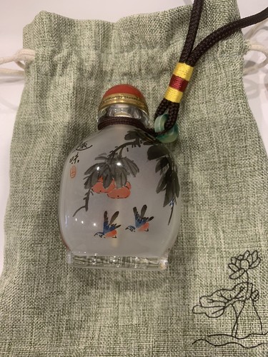 Snuff bottle - snuff,