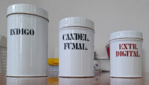 Konvolut apothekengefässe mit - apothekengefässe,