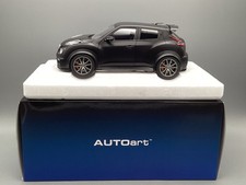 Modellautos 1:18 AUTOart Nissan Juke-R 2.0 Matt Black mit OVP