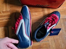 Vintage WOOLF Women’s Retro