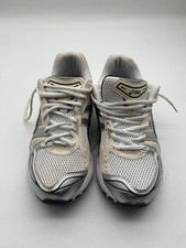 Neu Asics Gel Kayano 14