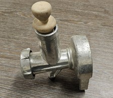 Alter Fleischwolf, 3